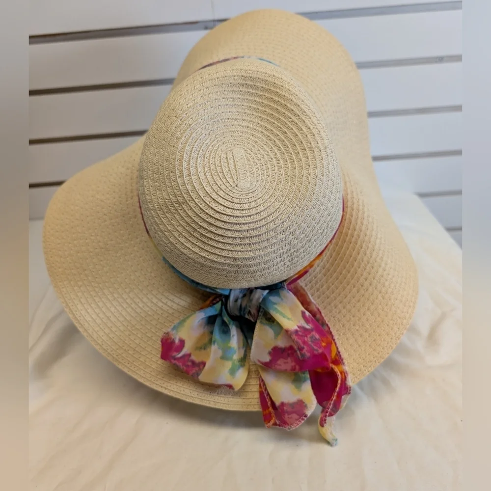 🆕️ ELLEN TRACY Oversized Sun Hat With Scarf Trim NWT